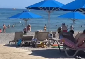 Turisti se potukli zbog ležaljke: Ljetovanje all inclusive, tuča gratis!