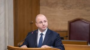 Milović: Hiljade građana Crne Gore koriste aerodrom u Tirani