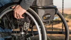 Hitna reakcija 27 osoba sa urođenim invaliditetom: Ponovna vještačenja krše naša prava i dostojanstvo