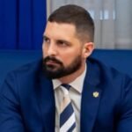Leković: Besmisleno polemisati sa onima koji na metar od grobnice postave kontejnere