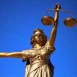 Veće plate za sve u upravi i pravosuđu