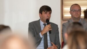 Azemović: Dijaspora spremna da pomogne u teškim trenucima