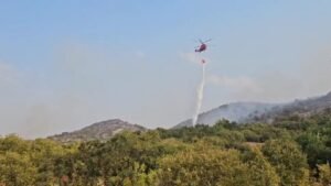 Nastavljena borba s vatrom: Helikopteri u akciji, odbranjene kuće, crkva i džamija