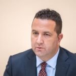 Eraković: Katastrofalna reakcija Uprave policije, država kapitulirala pred SPC