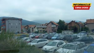 Vlasnici moraju da uklone stara auta: Od 1. marta u Pljevljima počinje naplata parkinga iza pošte