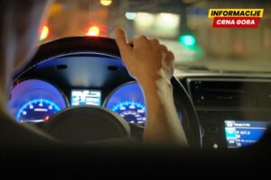 Državljanin BiH pijan preticao kolonu na Vidikovcu u Budvi, vozio bez dozvole, kažnjen 2.000 eura