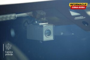 Uhapšena dvojica vozača, na auto-putu vozili 180 kilometara na sat