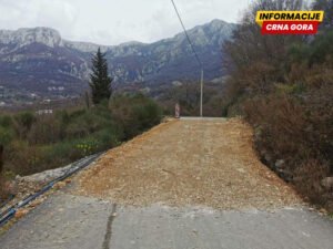 Sami krpe put kad nadležni neće: Nema odgovora na zahtjeve Barana za sanaciju ceste preko Sutormana