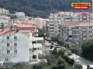 Dio Budve od juče bez vode, radovi u Ferona ulici se iskomplikovali