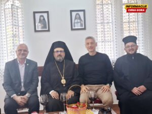 Ćulafić u Elbasanu na Vaskršnjem prijemu kod mitropolita Merdanija