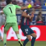 Skandal u Španiji: Golman nokautirao rivala