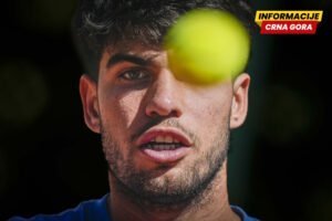 Karlos Alkaras ne igra na Rolan Garosu