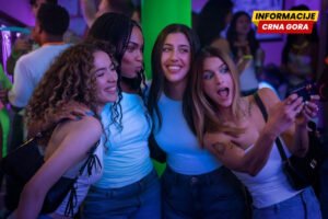 Netflixova nova komedija o cimerkama: Borba za preživljavanje napetija od ispita