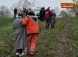 Hrvatski ministar: Iz Save kod Babine Grede spaseno 30 migranata