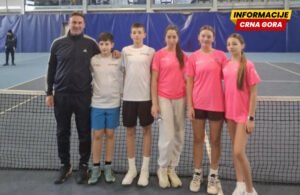 Mladi teniseri Crne Gore na prestižnom kampu u Torinu, susreli se sa vrhunskim stručnjacima i svjetskim asom