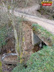 Bijelo Polje: Urušen betonski most na Lipničkom potoku