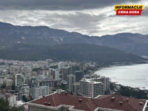 Vujičić: Istekli planovi uništavaju Budvu