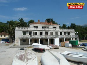 Opština Budva preuzeće zgradu Jugoslovenskog rječnog brodarstva: Isplatili 7,1 milion, slijedi uknjižba