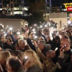 Skup podrške N1 u Beogradu: Građani i novinari se okupili ispred…