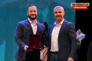 Nove nagrade za "Naličje": Grand Prix za predstavu, nagrada za najboljeg reditelja i glumca