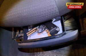 Dvojica Plavljana uhapšena zbog marihuane, oduzet i startni pištolj