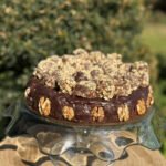 Čokoladna torta sa šljivama i rakijom: bogat desert za posebne…