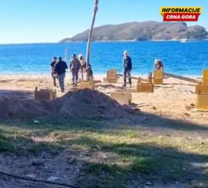 Carević uklonio betonske stubove na Slovenskoj plaži