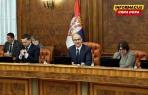 Ministri u Vladi Srbije samo pomoćni radnici koji grade Vučićev kult