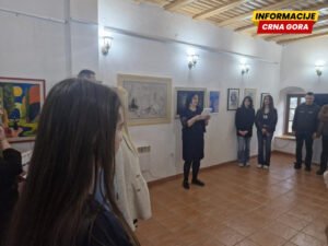 Otvorena izložba slika učenika i profesora