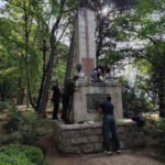 Dio posade jedrenjaka “Jadran” uredio spomenik narodnim herojima…