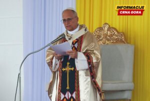 Papa Lav: Svijet pustoši šačica tirana