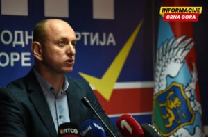 Kad ne zna šta će, zaigra na Kosovo: Knežević ponovo pokreće…