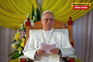 Papa pozvao mlade u Kamerunu da se odupru iskušenju migracije