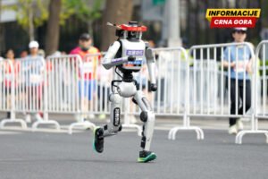 Humanoidni robot koji je pobijedio u polumaratonskoj trci u...