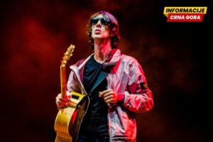 Eškroft razmišlja o okupljanju benda The Verve