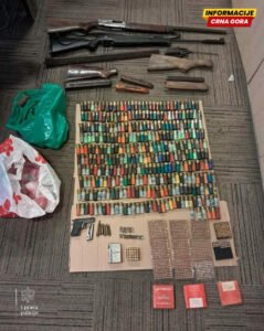 Pretresom u Zeti oduzeto više komada oružja, municija, mašina za…