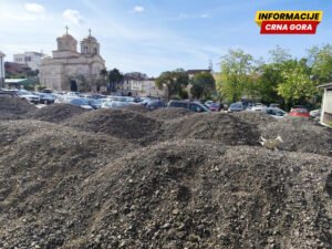 Umjesto auta parkiran strugani asfalt: Parking servis Tivat još…