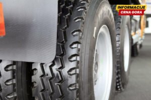 Eksplodirala kamionska guma u Pljevljima, muškarac teško povrijeđen i transportovan u KCCG