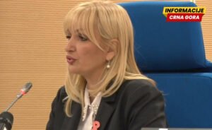 Podgorici prinudna uprava?