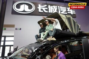 Američki jutjuber vodi strance kroz kineske automobile koje kupci…