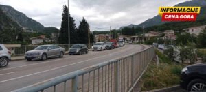 Opština Bar: Gužve na putevima su posljedica presvlačenja asfalta, Uprava za saobraćaj nije obavijestila javnost