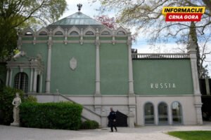 Žiri Venecijanskog bijenala podnio ostavku poslije odluke da se…