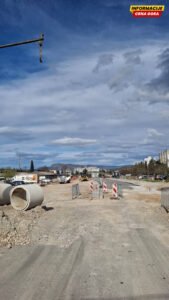 Klikovac: Asfaltiranje trajalo koliko i slikanje funkcionera