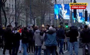 U Budimpešti pred sjutrašnje završne mitinge Orbana i Mađara bučno: Koncert za uznemiravanje sistema