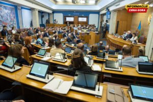 Bez poslanika opozicije: U Skupštini večeras usvojeno više zakonskih akata