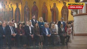 Spajić i Mandić na vaskršnjoj liturgiji u Hramu Hristovog Vaskrsenja