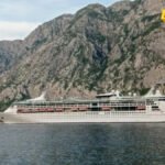U Kotor uplovila dva kruzera