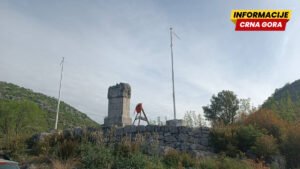 Prijestonica: Zastave na Carevom lazu skinute zbog dotrajalosti