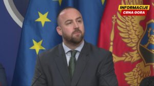 Nikolić: Premijerski sat i dalje nepoznat, vlast ne pokazuje odgovornost