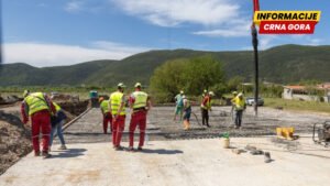 Radulović obišao radove na bulevaru Jaz-Tivat: Naredne sedmice biće asfaltirana još jedna dionica